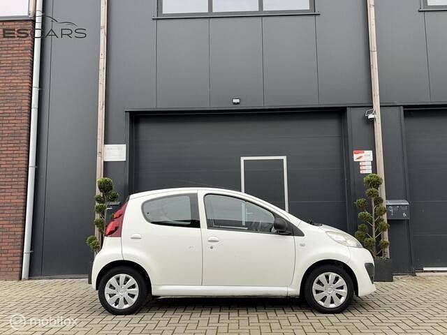 Occasion Peugeot 107 Access 68 PK (50 kW) 2014 Wit Hatchback