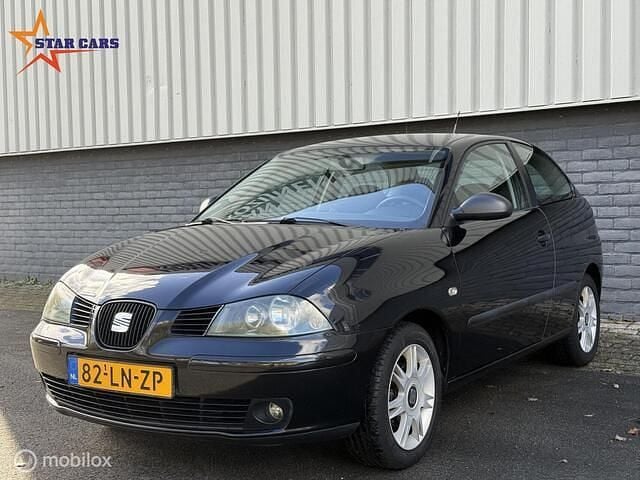 Zwart Gebruikt 2003 Seat Ibiza Sport Hatchback | € 1.250 (Eerlijke prijs) - Afbeelding 1/4