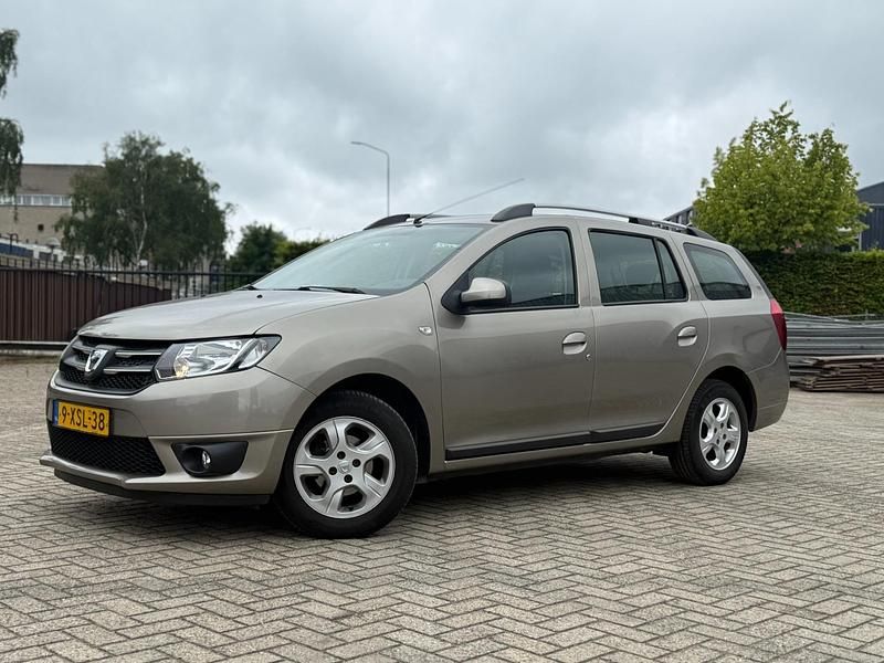 Bruin Gebruikt 2014 Dacia Logan MCV Prestige MPV | € 5.945 (Eerlijke prijs) - Afbeelding 1/4