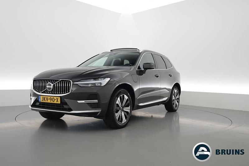 Grijs Gebruikt 2023 Volvo XC60 Core SUV | € 43.900 (Super prijs) - Afbeelding 1/4