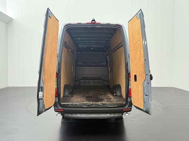 Occasion Mercedes Sprinter 190 PK (139 kW) 2021 Grijs Van