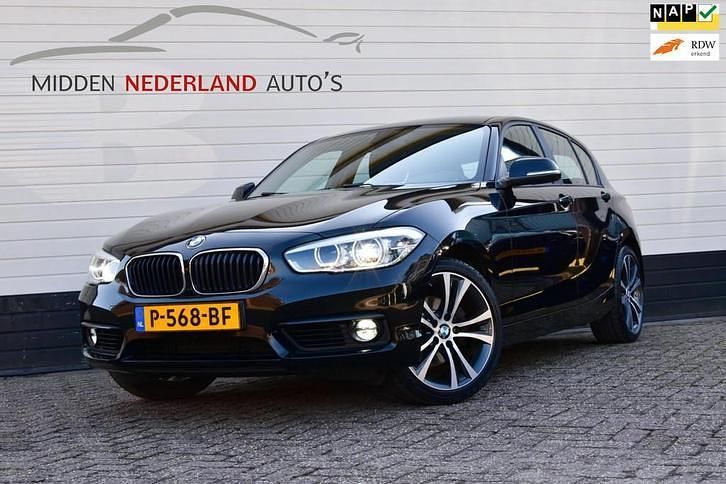 Zwart Occasion 2017 BMW 120 Executive Hatchback | € 12.350 (Goede deal) - Afbeelding 1/4