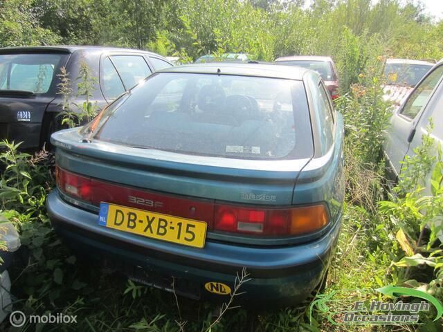 Groen Gebruikt 1991 Mazda 323 Hatchback | € 800 - Afbeelding 1/3