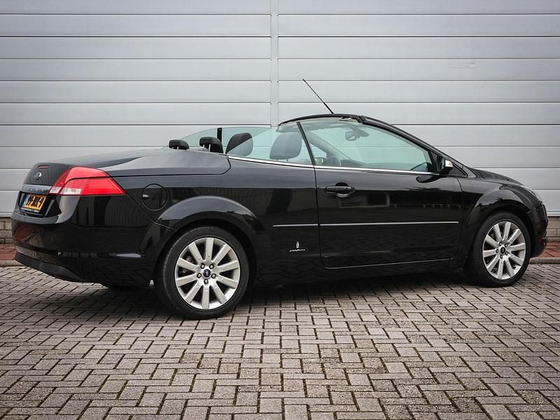 Occasion Ford Focus Titanium 146 PK (107 kW) 2009 Zwart (metallic) Cabriolet