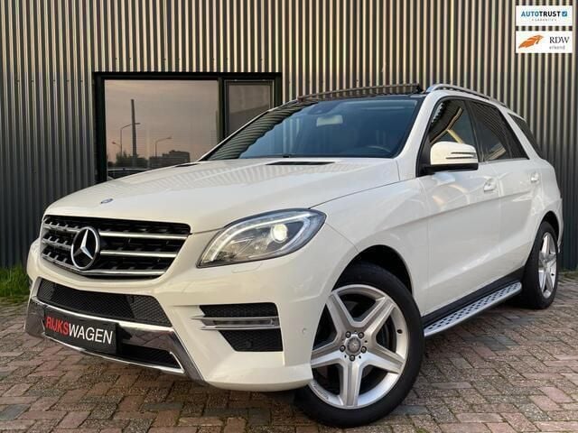 Wit Gebruikt 2013 Mercedes 350 AMG line SUV | € 31.950 (Duur) - Afbeelding 1/4