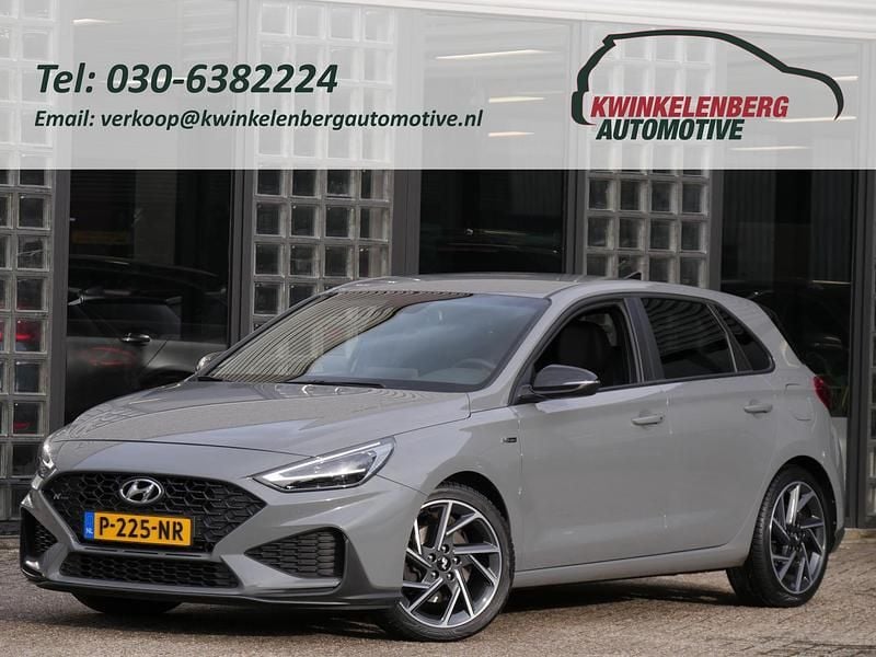 Grijs Gebruikt 2022 Hyundai i30 N Line Hatchback | € 23.850 (Eerlijke prijs) - Afbeelding 1/4