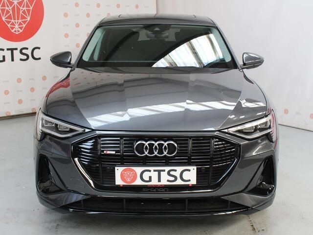 Occasion Audi e-tron S-Line 300 kW (408 PK) 2022 Grijs SUV