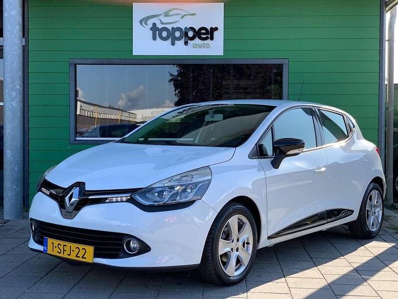 Wit Occasion 2013 Renault Clio IV Expression Hatchback | € 5.950 (Eerlijke prijs) - Afbeelding 1/4