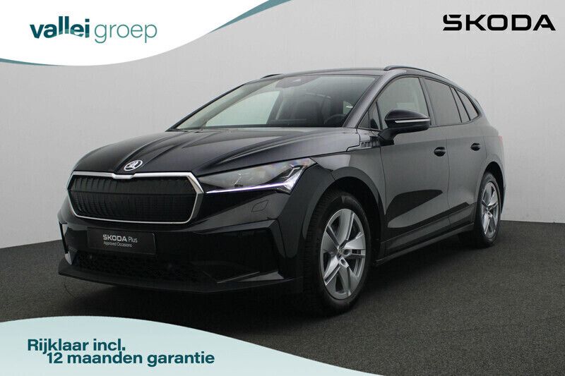 Zwart Gebruikt 2023 Skoda Enyaq iV Business Line SUV | € 28.900 (Super prijs) - Afbeelding 1/4