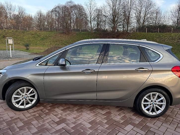Occasion 2014 BMW 225 Stationwagen | € 12.500 (Eerlijke prijs) - Afbeelding 1/4