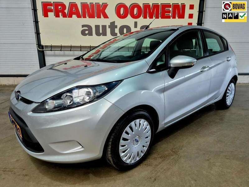 Grijs, metallic lak Gebruikt 2012 Ford Fiesta Limited Hatchback | € 4.450 (Goede deal) - Afbeelding 1/4