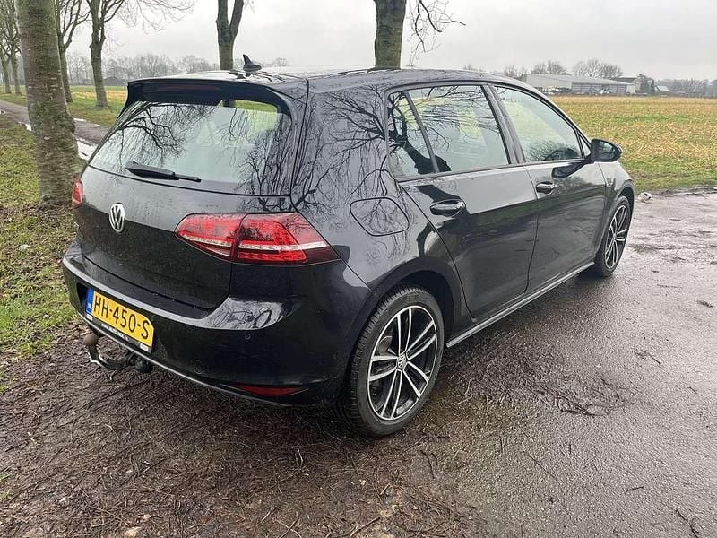 Occasion VW Golf VII GTE 150 PK (110 kW) 2015 Zwart Stationwagen