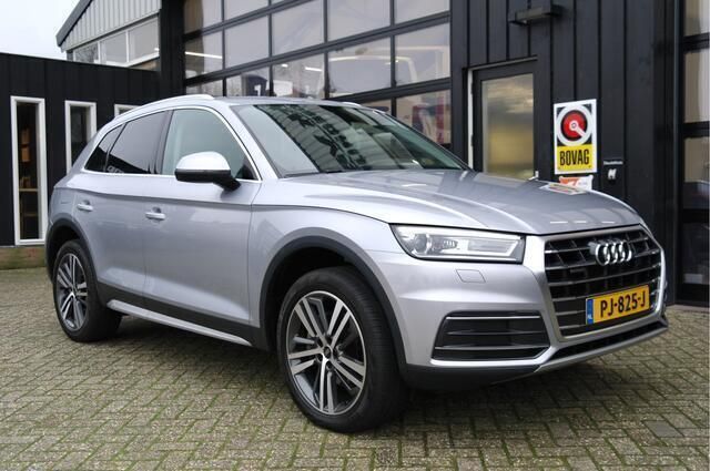 Grijs, metallic lak Gebruikt 2017 Audi Q5 Design SUV | € 28.999 (Super prijs) - Afbeelding 1/4