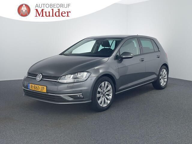 Grijs Gebruikt 2019 VW Golf VII Trendline Hatchback | € 15.445 (Eerlijke prijs) - Afbeelding 1/4