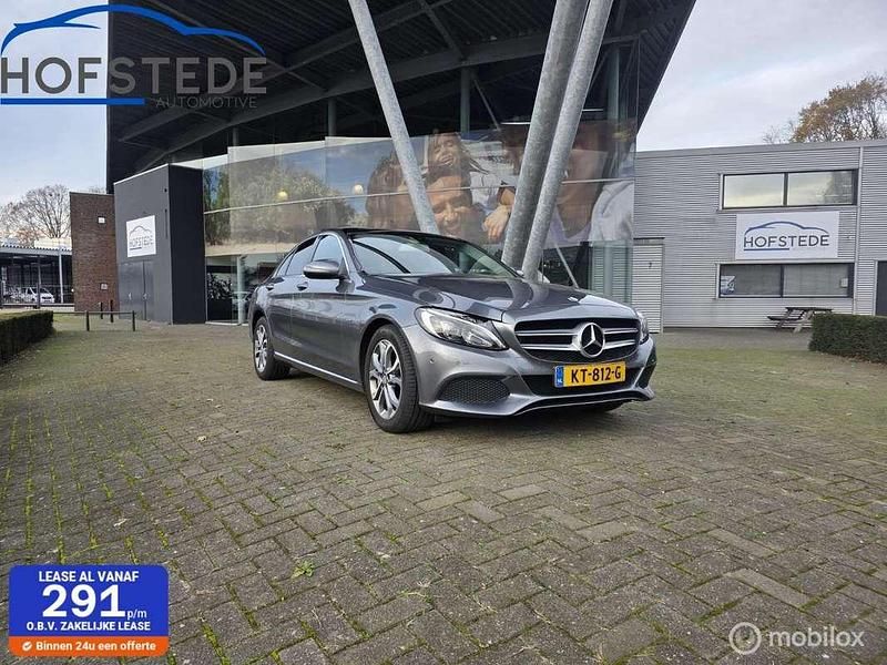 Grijs Occasion 2016 Mercedes C350e Edition Sedan | € 17.950 (Eerlijke prijs) - Afbeelding 1/4