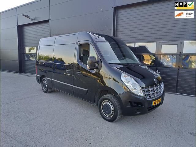 Zwart Gebruikt 2013 Renault Master Van | € 5.500 (Duur) - Afbeelding 1/4
