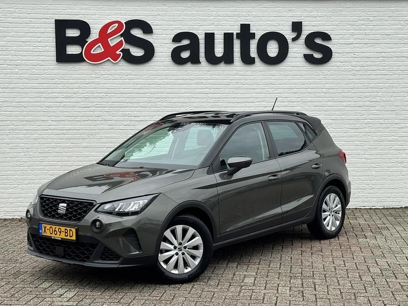 Groen Gebruikt 2023 Seat Arona Business SUV | € 18.400 (Eerlijke prijs) - Afbeelding 1/4
