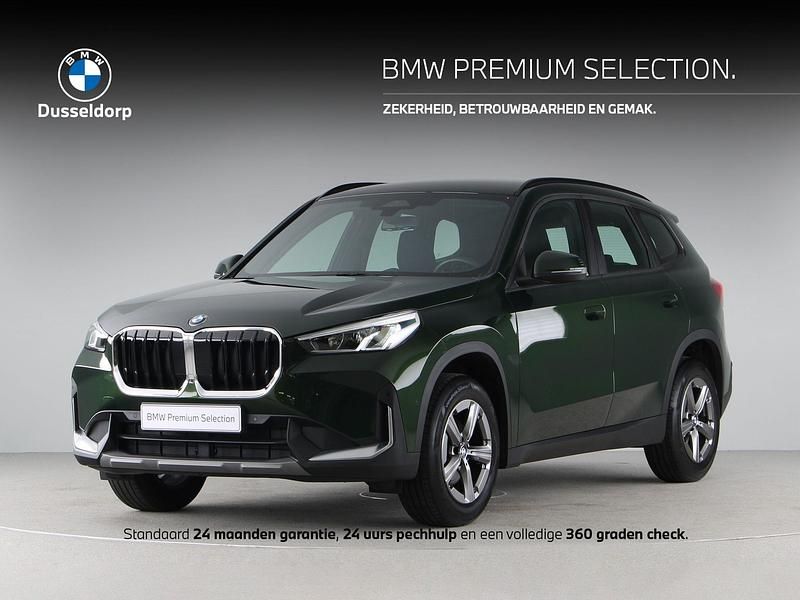 Groen Gebruikt 2023 BMW X1 Shadowline SUV | € 41.900 (Eerlijke prijs) - Afbeelding 1/4