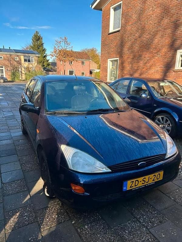 Gebruikt 1999 Ford Focus | € 945 (Eerlijke prijs) - Afbeelding 1/4
