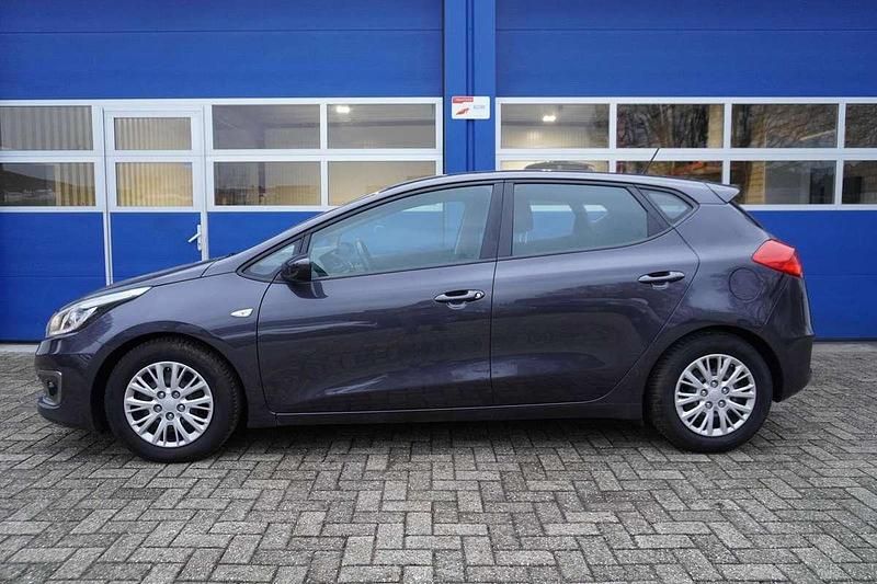 Occasion Kia Ceed 101 PK (74 kW) 2015 Grijs Hatchback