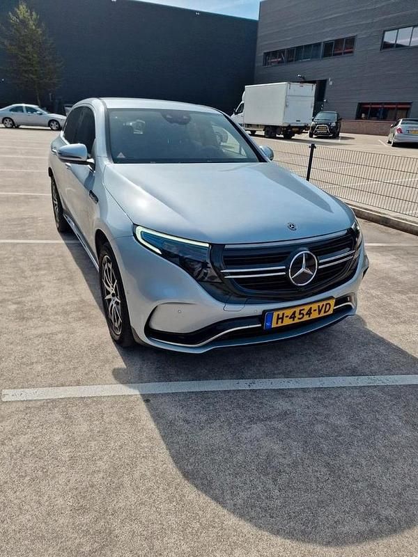 Gebruikt 2020 Mercedes EQC400 SUV | € 32.975 (Goede deal) - Afbeelding 1/4