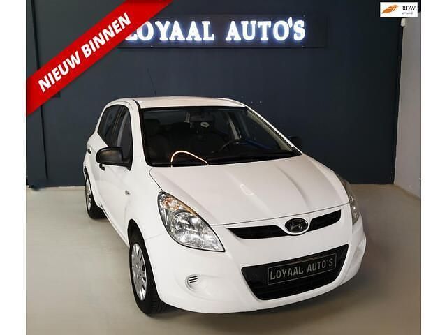 Wit Gebruikt 2011 Hyundai i20 Hatchback | € 3.999 (Eerlijke prijs) - Afbeelding 1/4