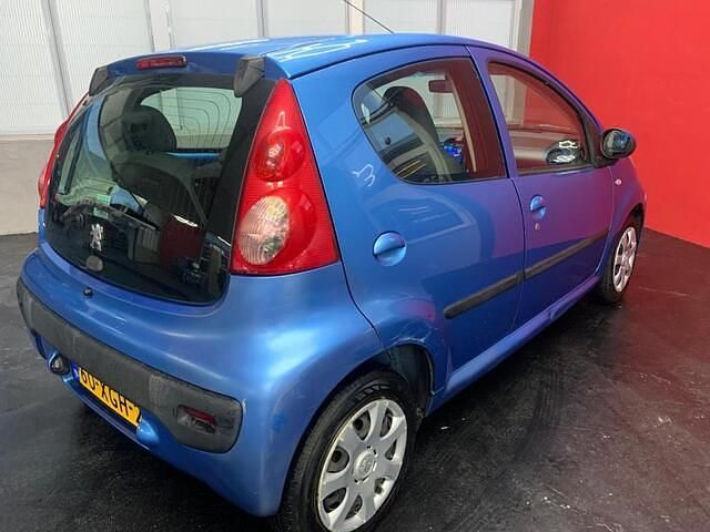 Occasion Peugeot 107 68 PK (50 kW) 2005 Blauw Hatchback