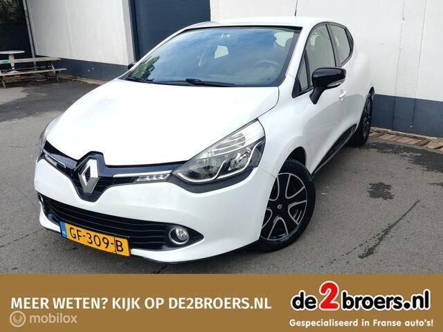 Wit Gebruikt 2015 Renault Clio IV Dynamique Hatchback | € 7.700 (Eerlijke prijs) - Afbeelding 1/4