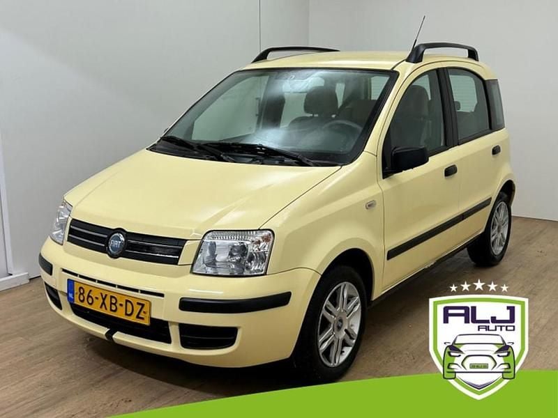 Hatchback Gebruikt 2007 Fiat Panda Emotion Hatchback | € 1.950 (Eerlijke prijs) - Afbeelding 1/4