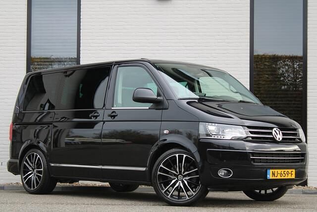 Zwart Gebruikt 2013 VW T5 Highline Van | € 29.950 - Afbeelding 1/4