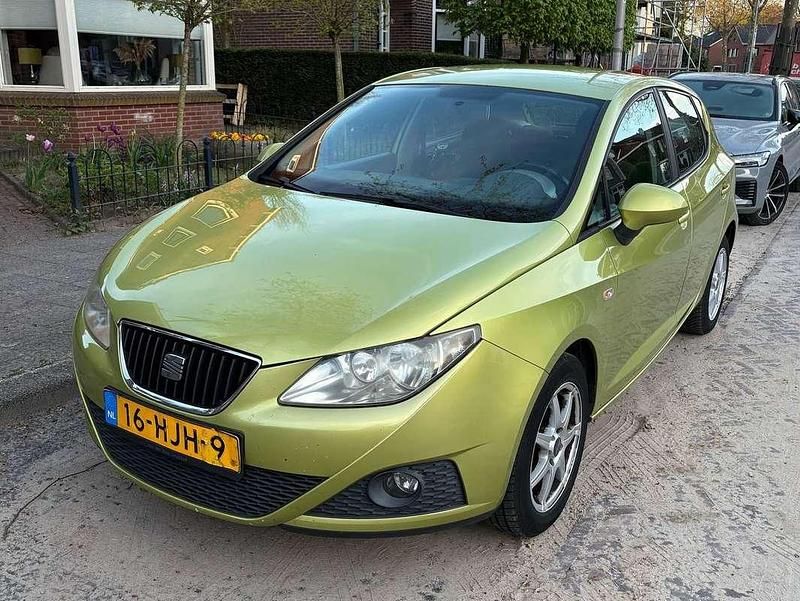 Groen Gebruikt 2008 Seat Ibiza Stylance MPV | € 2.800 (Duur) - Afbeelding 1/4
