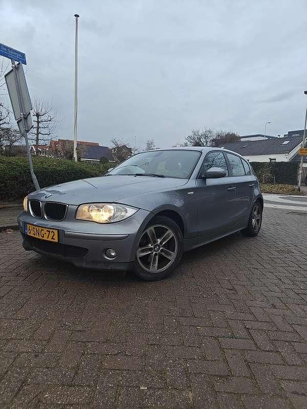Blauw Occasion 2005 BMW 116 Hatchback | € 1.999 (Goede deal) - Afbeelding 1/4
