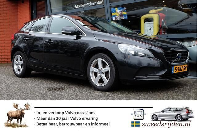 Occasion Volvo V40 Momentum 116 PK (85 kW) 2013 Zwart Hatchback