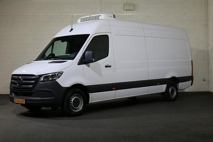 Gebruikt 2024 Mercedes Sprinter Van | € 82.950 - Afbeelding 1/1