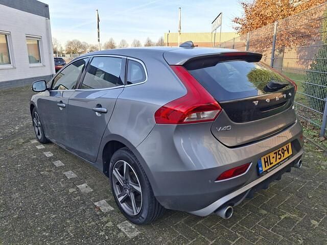 Occasion Volvo V40 Momentum 120 PK (88 kW) 2015 Grijs Hatchback