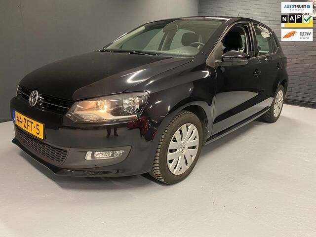 Zwart Gebruikt 2012 VW Polo Hatchback | € 5.500 (Eerlijke prijs) - Afbeelding 1/4