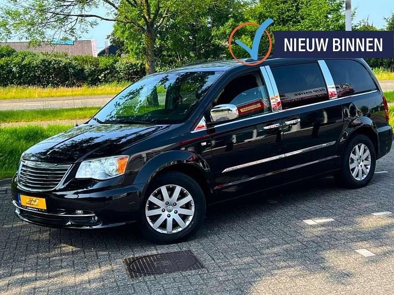 Zwart Gebruikt 2014 Chrysler Grand Voyager Limited MPV | € 21.950 (Duur) - Afbeelding 1/4