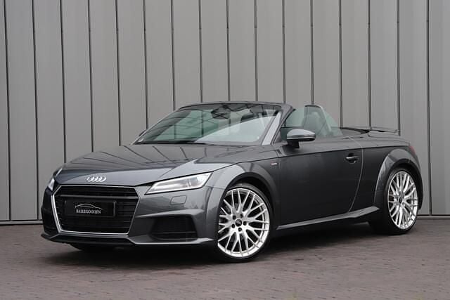 Grijs (metallic) Occasion 2016 Audi TT Roadster S-Line Cabriolet | € 25.950 (Eerlijke prijs) - Afbeelding 1/4