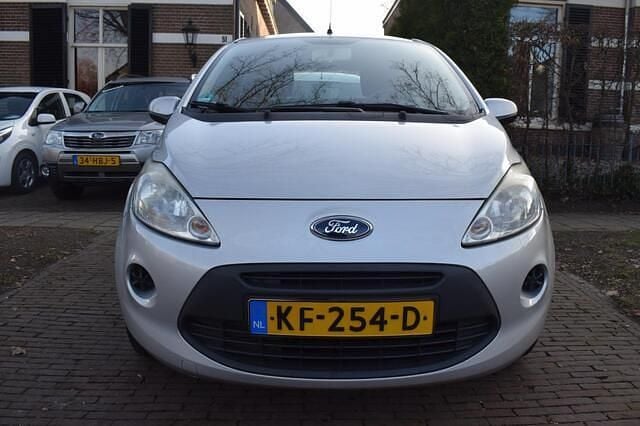 Occasion Ford Ka Champions Edition 69 PK (50 kW) 2012 Zilver Hatchback