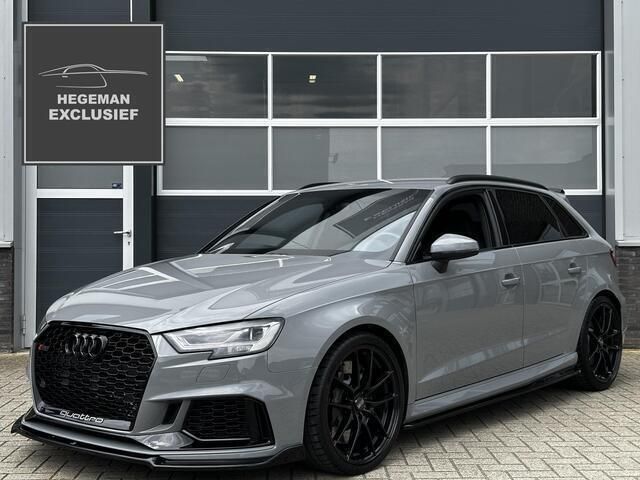 Grijs Gebruikt 2017 Audi RS3 Sportback Hatchback | € 47.390 (Iets duurder) - Afbeelding 1/4