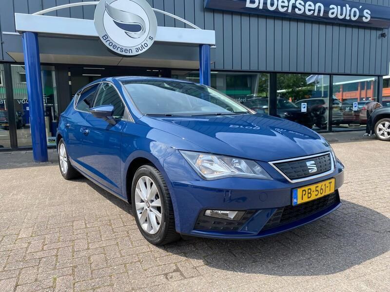 Blauw Gebruikt 2017 Seat Leon Business Hatchback | € 10.950 (Eerlijke prijs) - Afbeelding 1/4