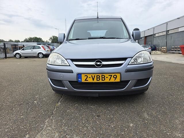 Overige Gebruikt 2009 Opel Combo Comfort MPV | € 1.499 (Eerlijke prijs) - Afbeelding 1/4