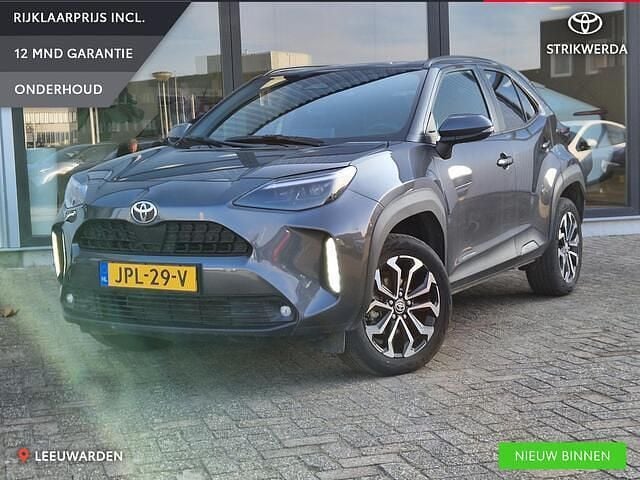 Grijs Occasion 2025 Toyota Yaris Cross SUV | € 28.950 (Eerlijke prijs) - Afbeelding 1/4