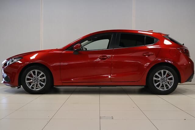 Occasion Mazda 3 120 PK (88 kW) 2017 Rood (metallic) Hatchback