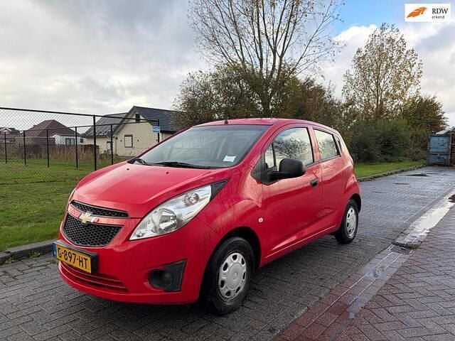 Occasion Chevrolet Spark 68 PK (50 kW) 2012 Rood Hatchback