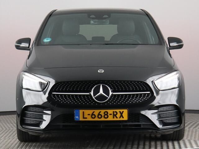 Occasion Mercedes B180 Business 136 PK (100 kW) 2021 Zwart MPV