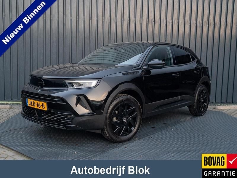 Zwart Gebruikt 2024 Opel Mokka GS Line SUV | € 25.945 (Eerlijke prijs) - Afbeelding 1/4