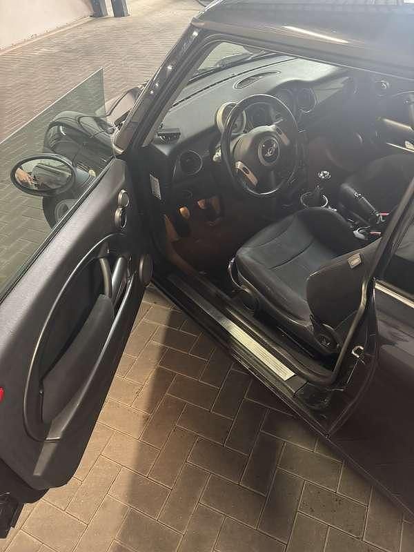 Occasion Mini ONE Pepper 90 PK (66 kW) 2005 Zwart Hatchback