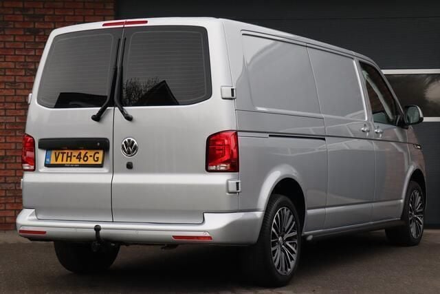 Grijs Gebruikt 2023 VW T6.1 Van | € 39.900 (Eerlijke prijs) - Afbeelding 1/4