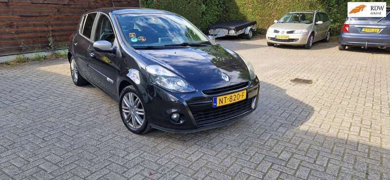 Zwart Gebruikt 2010 Renault Clio II Hatchback | € 2.550 (Goede deal) - Afbeelding 1/4